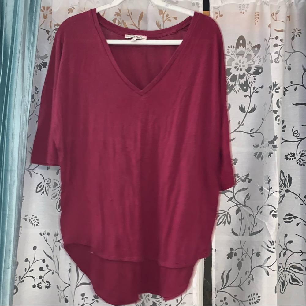 Express One Eleven - size medium - wine color lounge top